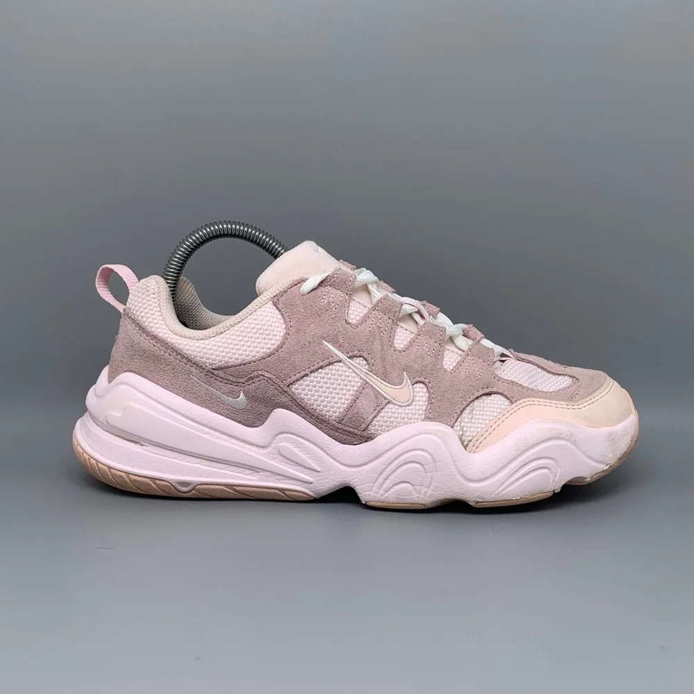 Nike Tech‎ Hera Pink Shoes DR9761‑600 Women’s Sz 9